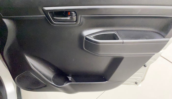 2023 Maruti S PRESSO VXI+, Petrol, Manual, 9,884 km, Driver Side Door Panels Control