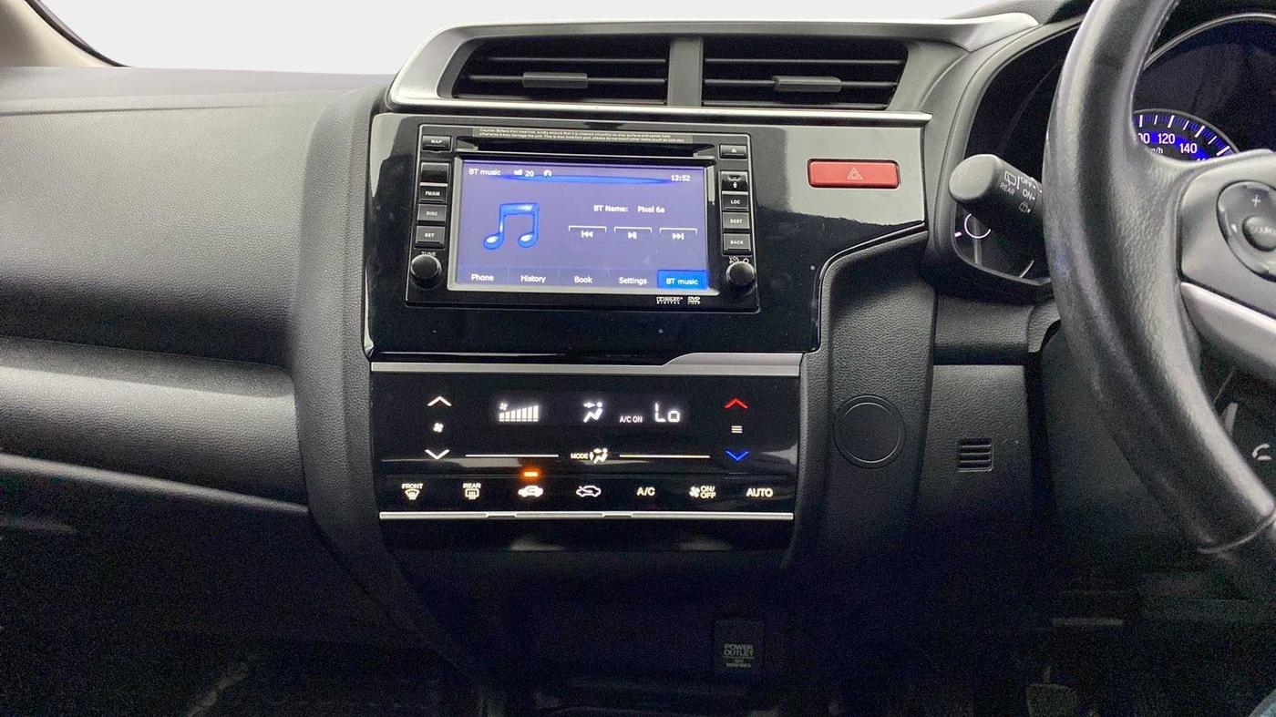 2015 Honda Jazz 1.2L I-VTEC VX, Petrol, Manual, 38,830 km, Air Conditioner