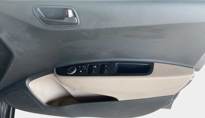 2019 Hyundai Grand i10 MAGNA 1.2 KAPPA VTVT, Petrol, Manual, 98,165 km, Driver Side Door Panels Control