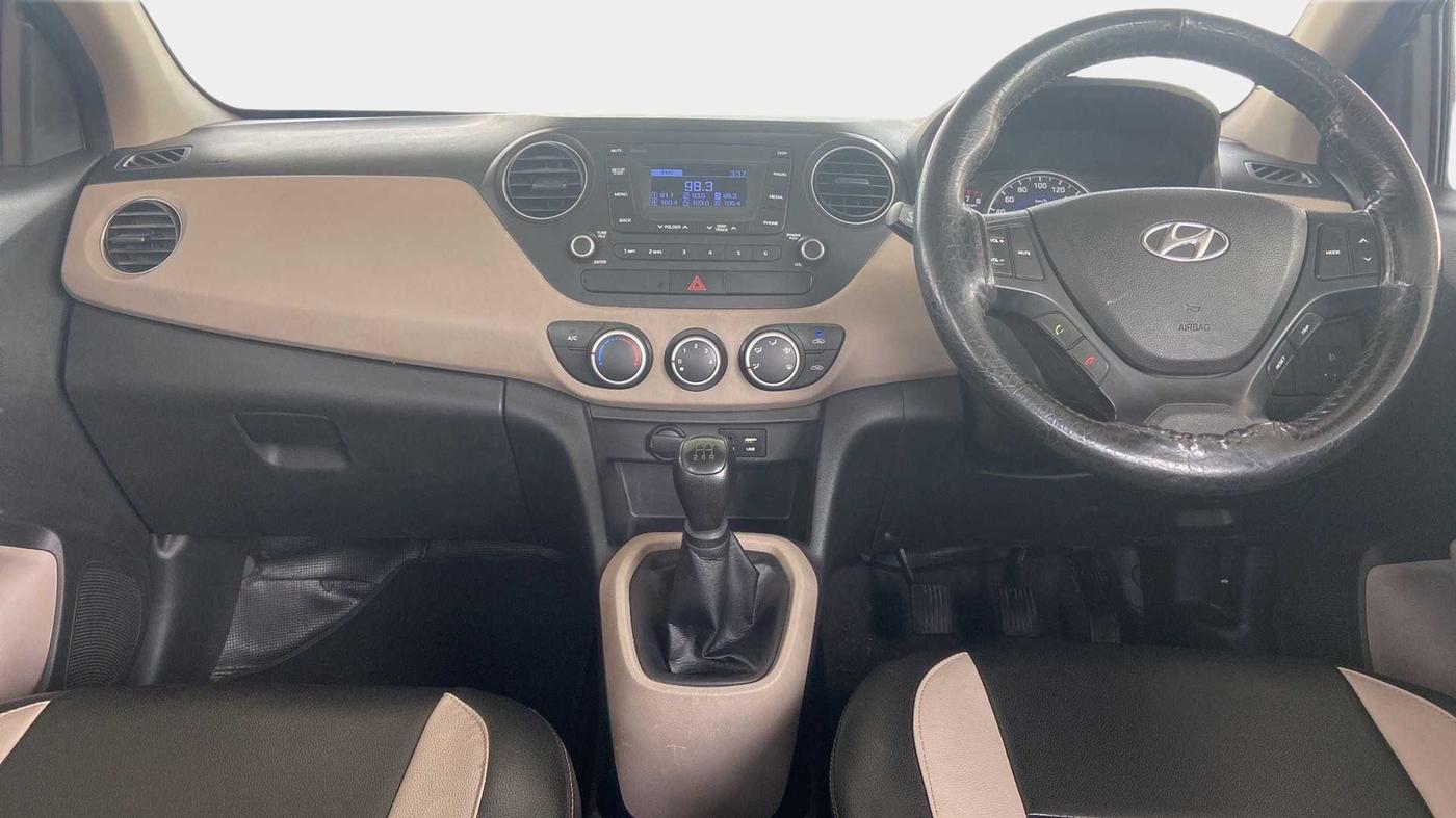 2019 Hyundai Grand i10 MAGNA 1.2 KAPPA VTVT, Petrol, Manual, 98,165 km, Dashboard