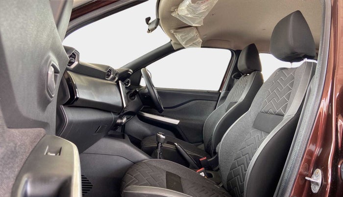 2022 Nissan MAGNITE XV PREMIUM DUAL TONE, Petrol, Manual, 6,409 km, Right Side Front Door Cabin