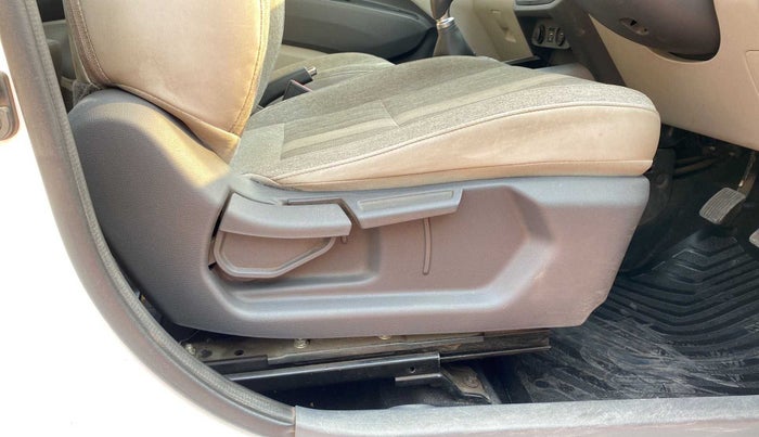 2019 Hyundai GRAND I10 NIOS ASTA 1.2 KAPPA VTVT, Petrol, Manual, 25,070 km, Driver Side Adjustment Panel