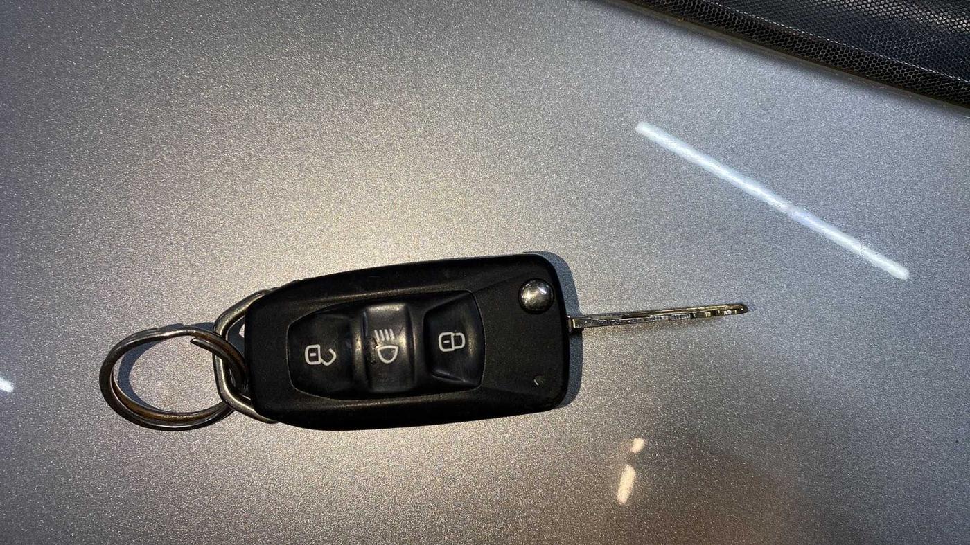 2018 Tata Tiago XZA PETROL, Petrol, Automatic, 29,742 km, Key Close Up