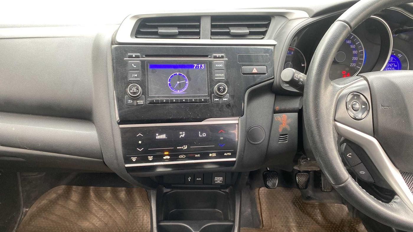 2017 Honda Jazz 1.2L I-VTEC V, Petrol, Manual, 75,407 km, Air Conditioner