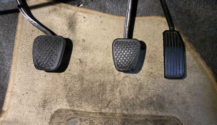 2015 Honda Amaze 1.2L I-VTEC S, Petrol, Manual, 69,534 km, Pedals