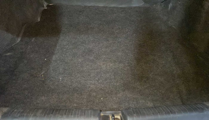 2015 Honda Amaze 1.2L I-VTEC S, Petrol, Manual, 69,534 km, Boot Inside