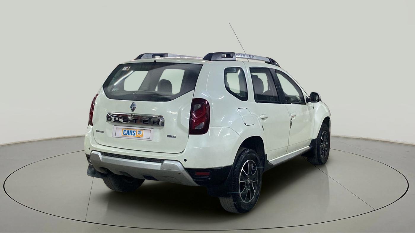 2017 Renault Duster 85 PS RXZ DIESEL, Diesel, Manual, 96,155 km, Right Back Diagonal