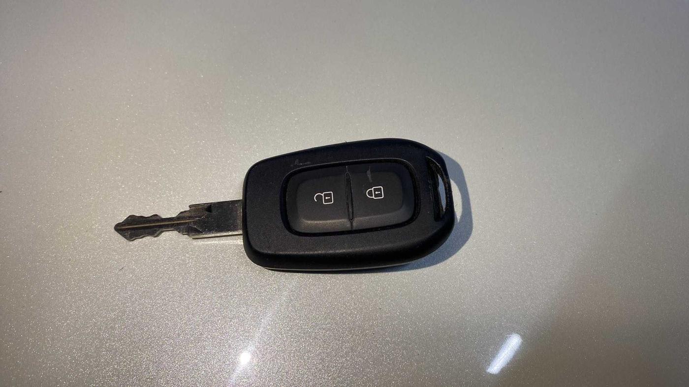 2017 Renault Duster 85 PS RXZ DIESEL, Diesel, Manual, 96,155 km, Key Close Up