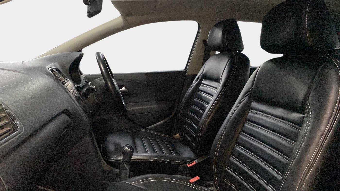 2019 Volkswagen Polo TRENDLINE 1.0L, Petrol, Manual, 45,057 km, Right Side Front Door Cabin