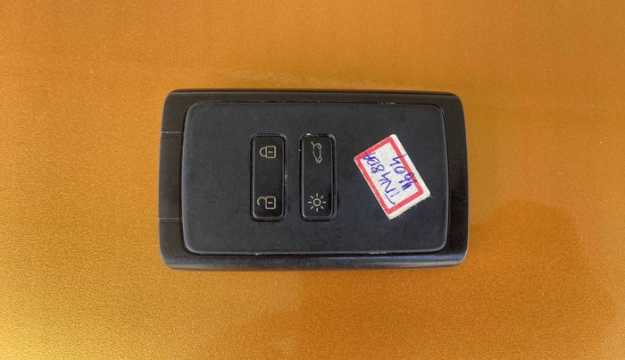 2019 Renault TRIBER RXZ, Petrol, Manual, 74,141 km, Key Close Up