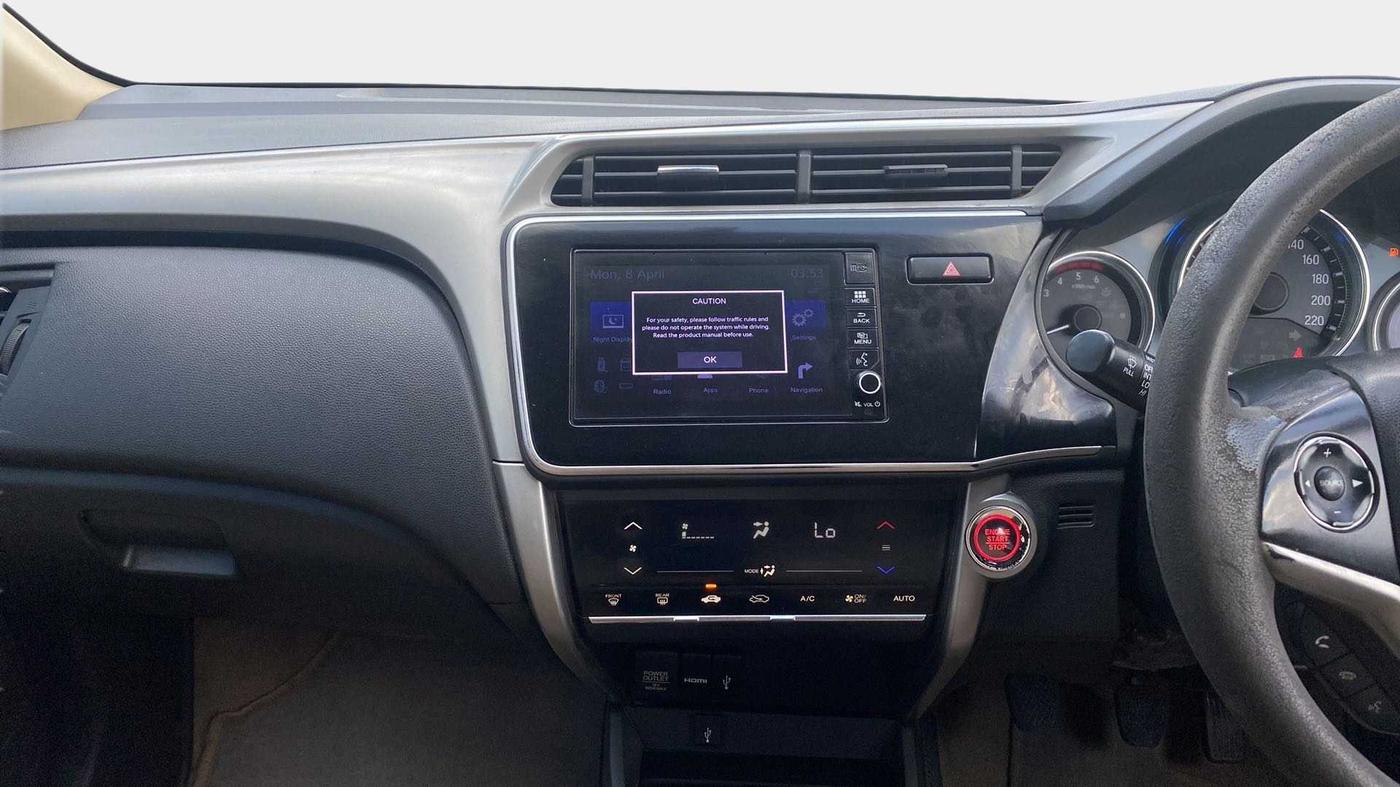 2018 Honda City 1.5L I-DTEC V, Diesel, Manual, 1,12,379 km, Air Conditioner