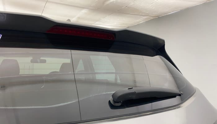 2021 MG HECTOR PLUS SMART 2.0 DIESEL TURBO MT 7-STR, Diesel, Manual, 87,830 km, Rear Wiper