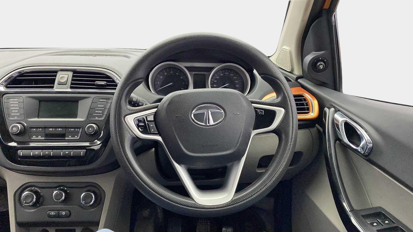 2016 Tata Tiago XZ PETROL, Petrol, Manual, 77,735 km, Steering Wheel Close Up