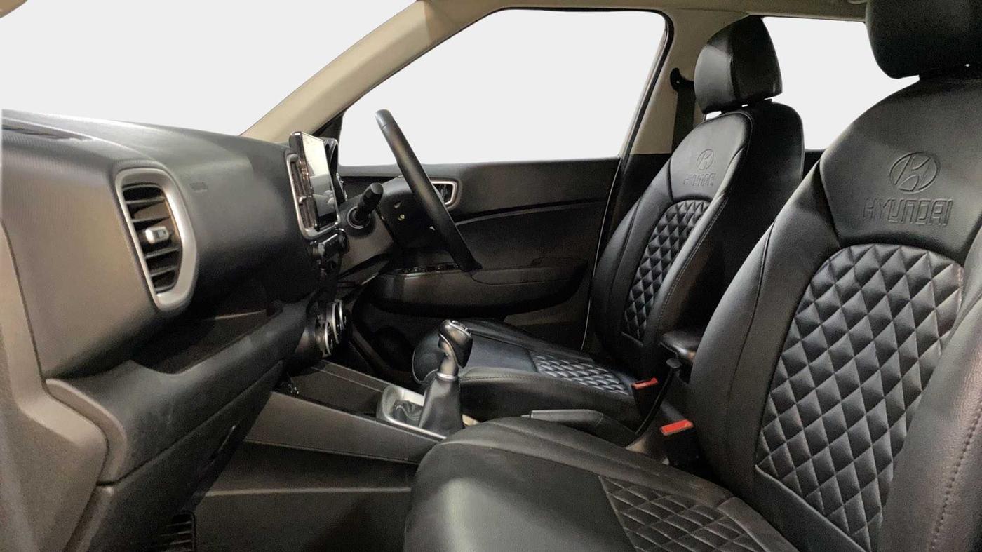 2020 Hyundai VENUE SX 1.5 CRDI, Diesel, Manual, 50,102 km, Right Side Front Door Cabin
