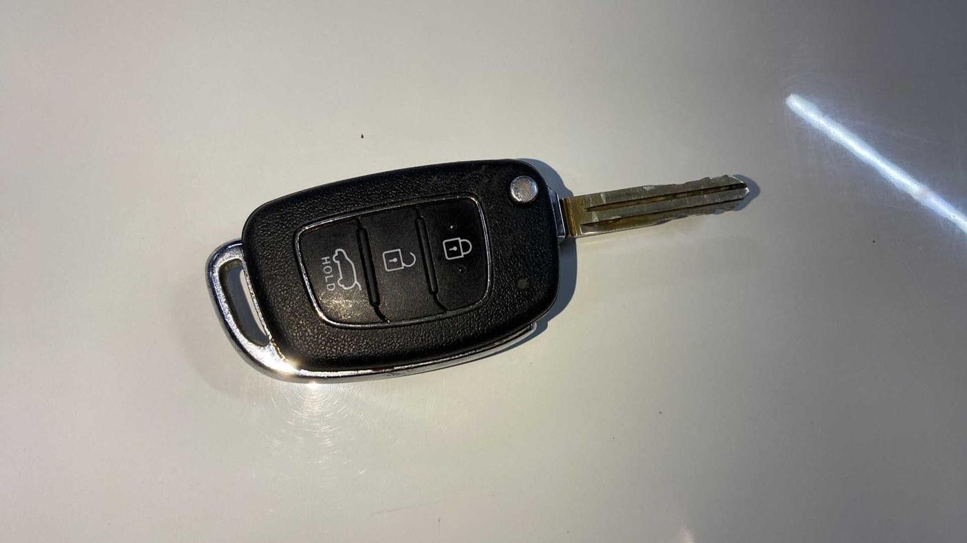 2020 Hyundai VENUE SX 1.5 CRDI, Diesel, Manual, 50,102 km, Key Close Up