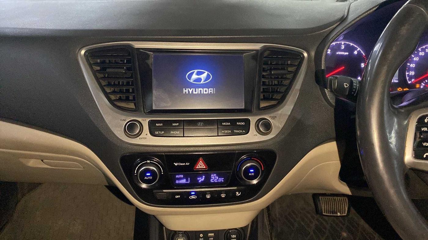 2017 Hyundai Verna 1.6 CRDI SX + AT, Diesel, Automatic, 95,428 km, Air Conditioner