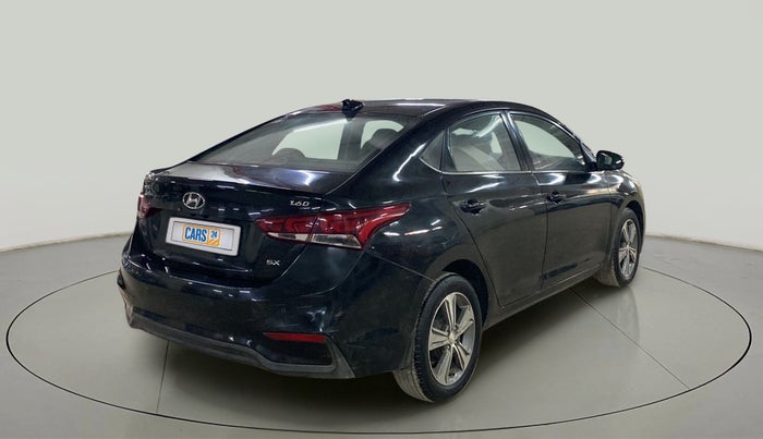 2017 Hyundai Verna 1.6 CRDI SX + AT, Diesel, Automatic, 95,428 km, Right Back Diagonal