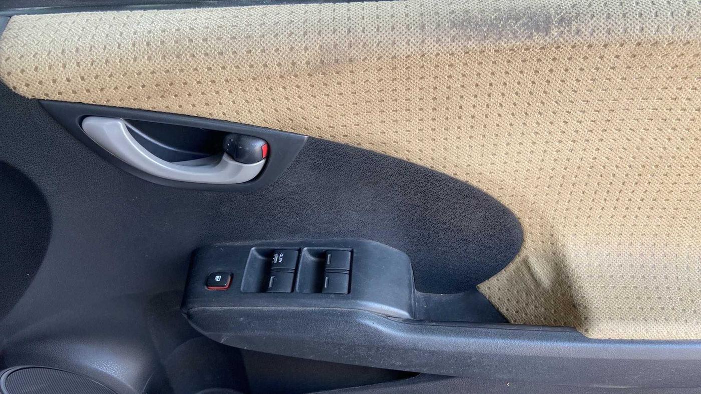 2012 Honda Jazz 1.2 L I-VTEC SELECT, Petrol, Manual, 51,674 km, Driver Side Door Panels Control