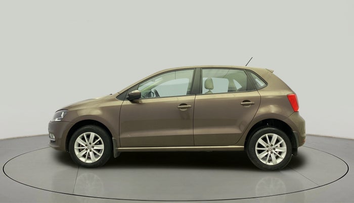 2016 Volkswagen Polo HIGHLINE1.2L, Petrol, Manual, 34,446 km, Left Side