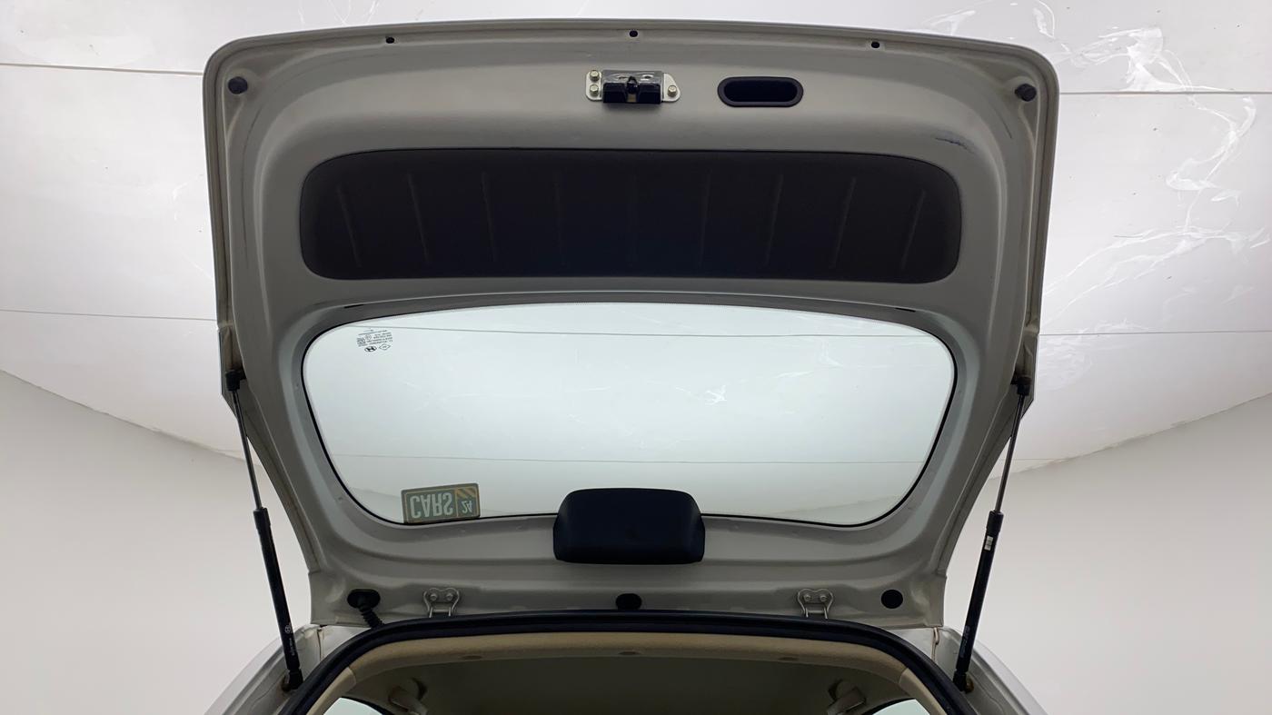 2015 Hyundai i10 SPORTZ 1.1, Petrol, Manual, 28,784 km, Boot Door Open