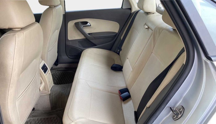 2015 Volkswagen Vento HIGHLINE PETROL AT, Petrol, Automatic, 58,015 km, Right Side Rear Door Cabin