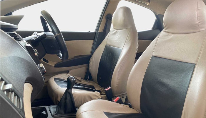 2017 Hyundai Eon ERA +, Petrol, Manual, 54,467 km, Right Side Front Door Cabin