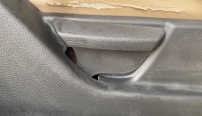 2017 Hyundai Eon ERA +, Petrol, Manual, 54,467 km, Driver Side Adjustment Panel