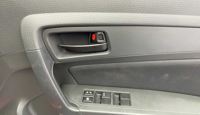 2016 Maruti Vitara Brezza VDI, Diesel, Manual, 81,748 km, Driver Side Door Panels Control