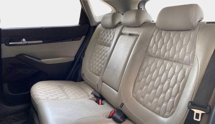2020 KIA SELTOS HTX 1.5 DIESEL, Diesel, Manual, 61,675 km, Right Side Rear Door Cabin