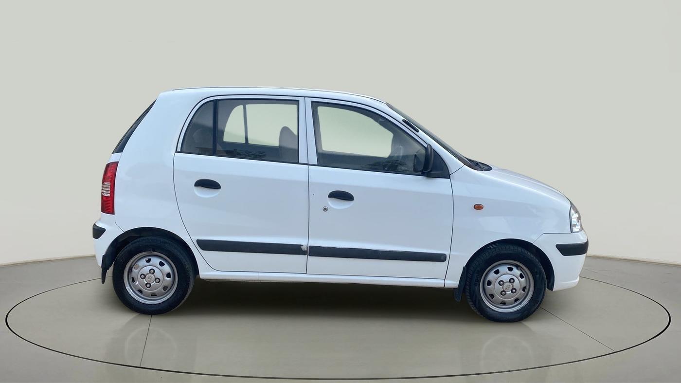 2011 Hyundai Santro Xing GL PLUS, Petrol, Manual, 1,00,022 km, Right Side