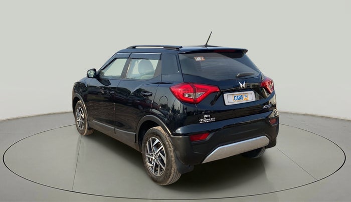 2022 Mahindra XUV300 W8 (O) 1.2 PETROL, Petrol, Manual, 39,052 km, Left Back Diagonal