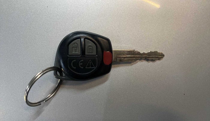 2023 Maruti Swift VXI, Petrol, Manual, 8,058 km, Key Close Up