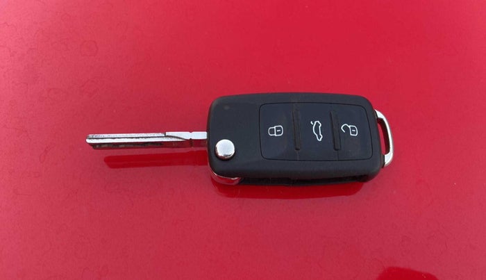 2019 Volkswagen Polo HIGHLINE PLUS 1.0 16 ALLOY, Petrol, Manual, 24,783 km, Key Close Up