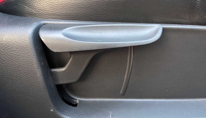 2019 Volkswagen Polo HIGHLINE PLUS 1.0 16 ALLOY, Petrol, Manual, 24,783 km, Driver Side Adjustment Panel