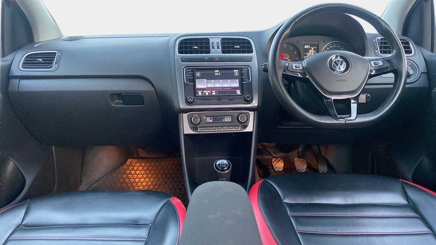 2019 Volkswagen Polo HIGHLINE PLUS 1.0 16 ALLOY, Petrol, Manual, 24,783 km, Dashboard