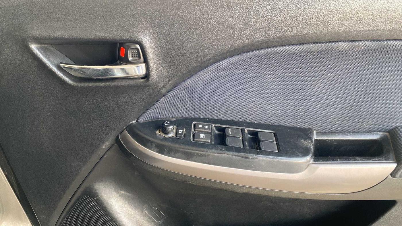 2021 Maruti Baleno ZETA PETROL 1.2, Petrol, Manual, 34,750 km, Driver Side Door Panels Control