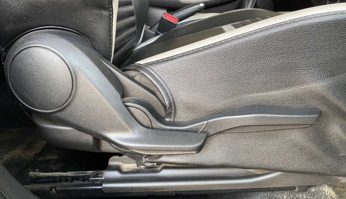 2021 Maruti Baleno ZETA PETROL 1.2, Petrol, Manual, 34,750 km, Driver Side Adjustment Panel