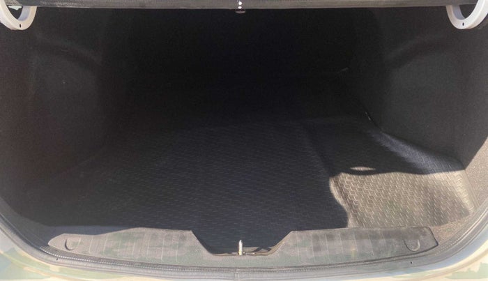 2022 Maruti Ciaz ALPHA 1.5 SHVS PETROL, Petrol, Manual, 14,891 km, Boot Inside