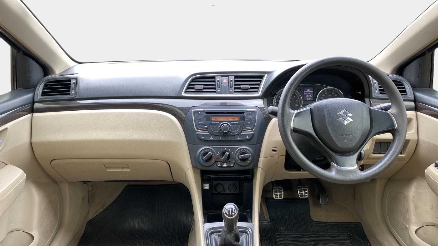2016 Maruti Ciaz VXI, Petrol, Manual, 69,400 km, Dashboard