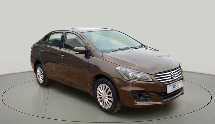 2016 Maruti Ciaz VXI, Petrol, Manual, 69,400 km, Right Front Diagonal