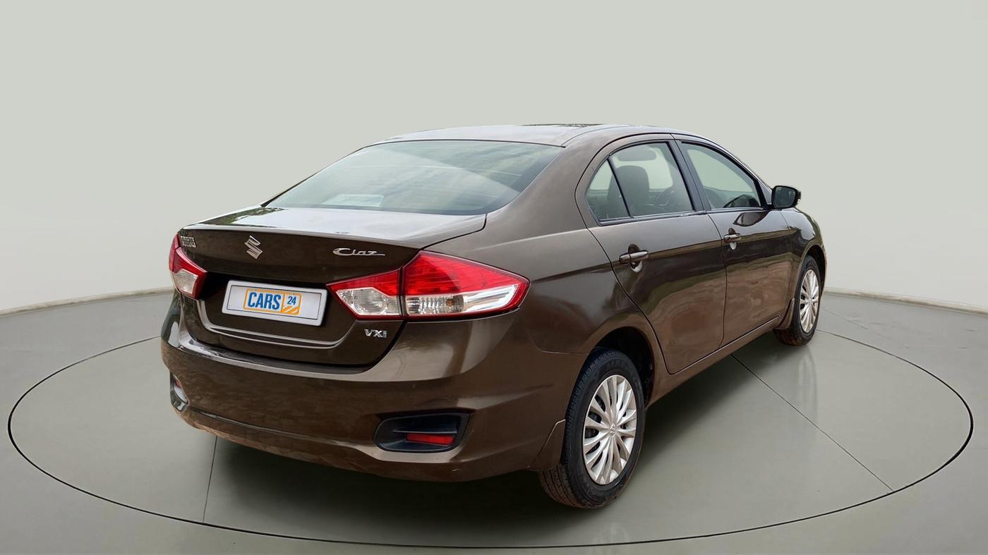 2016 Maruti Ciaz VXI, Petrol, Manual, 69,400 km, Right Back Diagonal