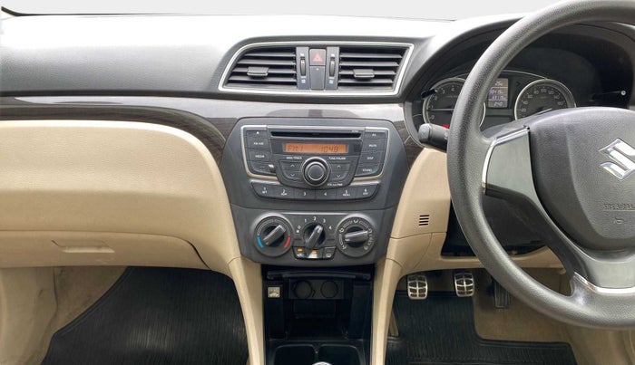 2016 Maruti Ciaz VXI, Petrol, Manual, 69,400 km, Air Conditioner