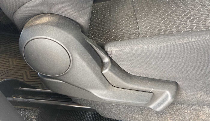 2021 Maruti IGNIS SIGMA 1.2, Petrol, Manual, 21,401 km, Driver Side Adjustment Panel