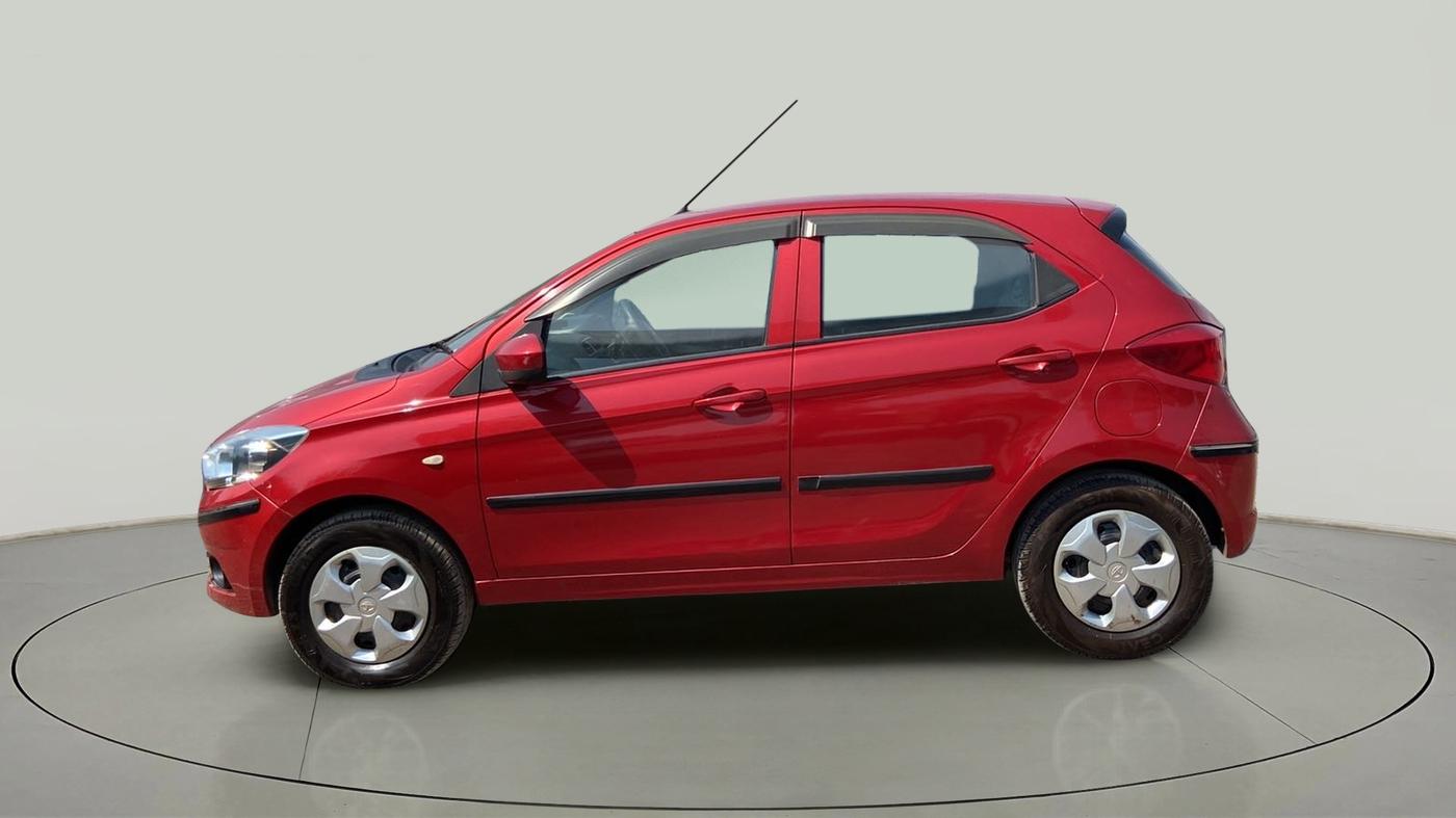 2017 Tata Tiago XT PETROL, Petrol, Manual, 50,240 km, Left Side
