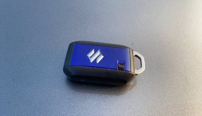 2019 Maruti Swift ZXI, Petrol, Manual, 74,652 km, Key Close Up