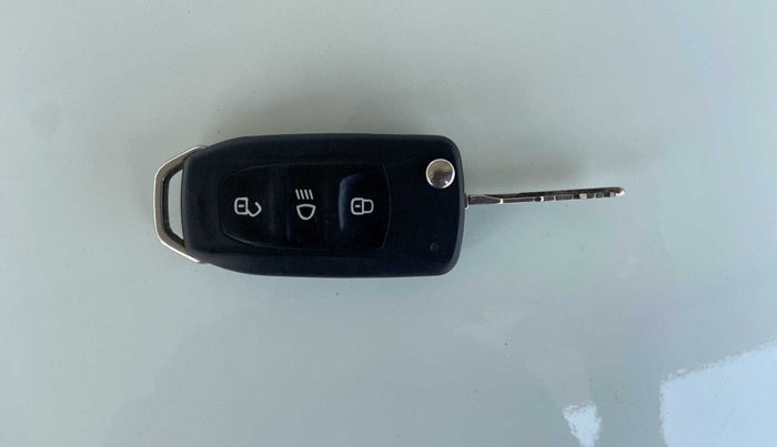 2017 Tata Bolt XT REVOTRON, Petrol, Manual, 66,009 km, Key Close Up
