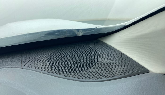 2019 Renault Kwid RXT 1.0 AMT, Petrol, Automatic, 26,042 km, Speaker