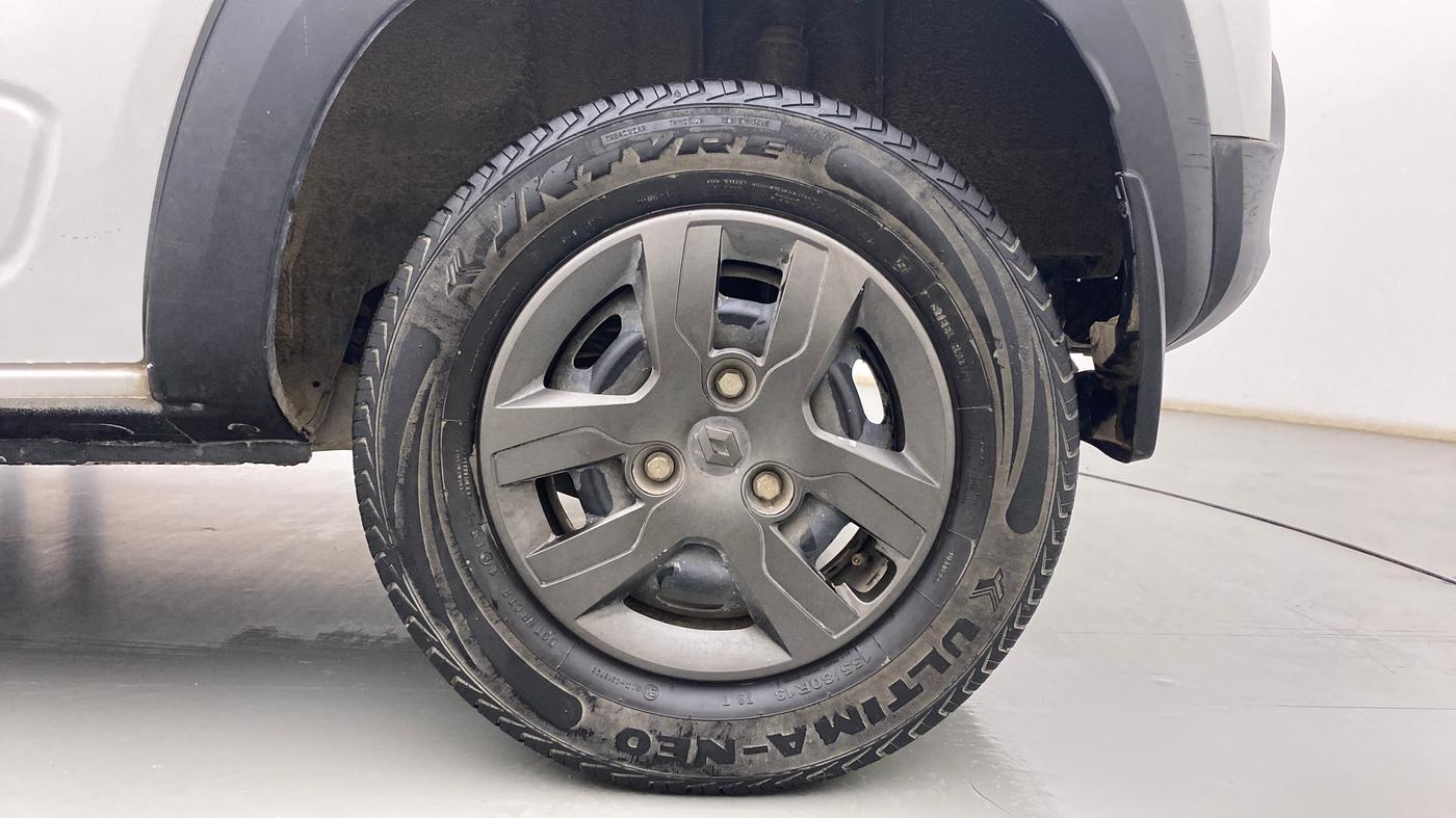 2019 Renault Kwid RXT 1.0 AMT, Petrol, Automatic, 26,042 km, Left Rear Wheel