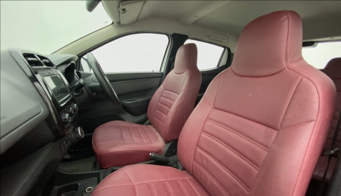 2019 Renault Kwid RXT 1.0 AMT, Petrol, Automatic, 26,042 km, Right Side Front Door Cabin