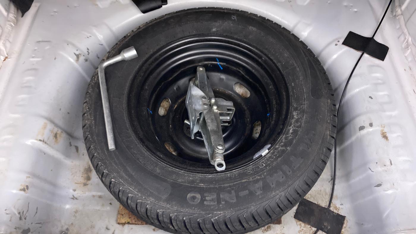 2019 Renault Kwid RXT 1.0 AMT, Petrol, Automatic, 26,042 km, Spare Tyre
